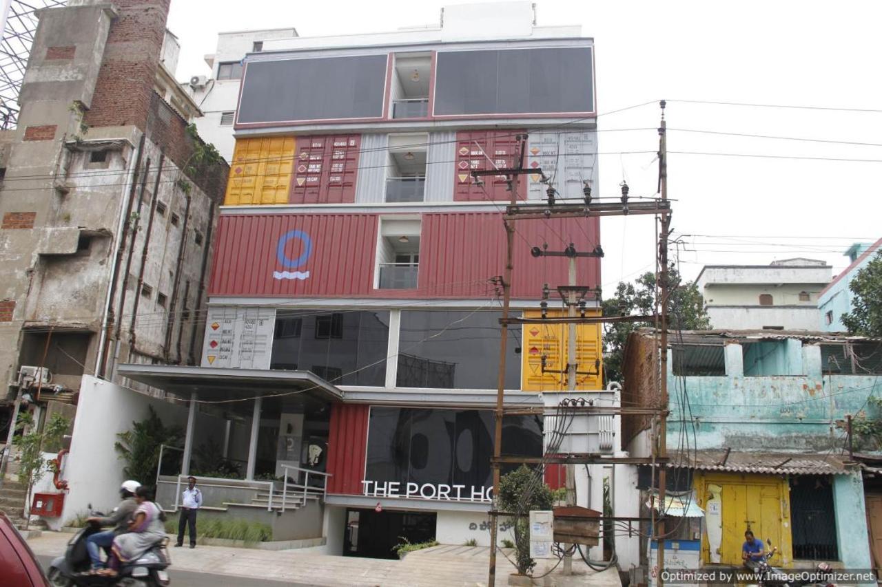 The Port Hotel Visakhapatnam Exteriör bild